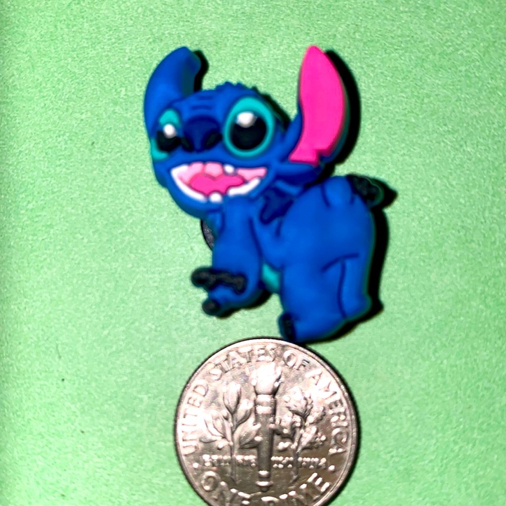 (10 for $15) Lilo & Stitch Showing off his back The Movie Croc Shoe Charms